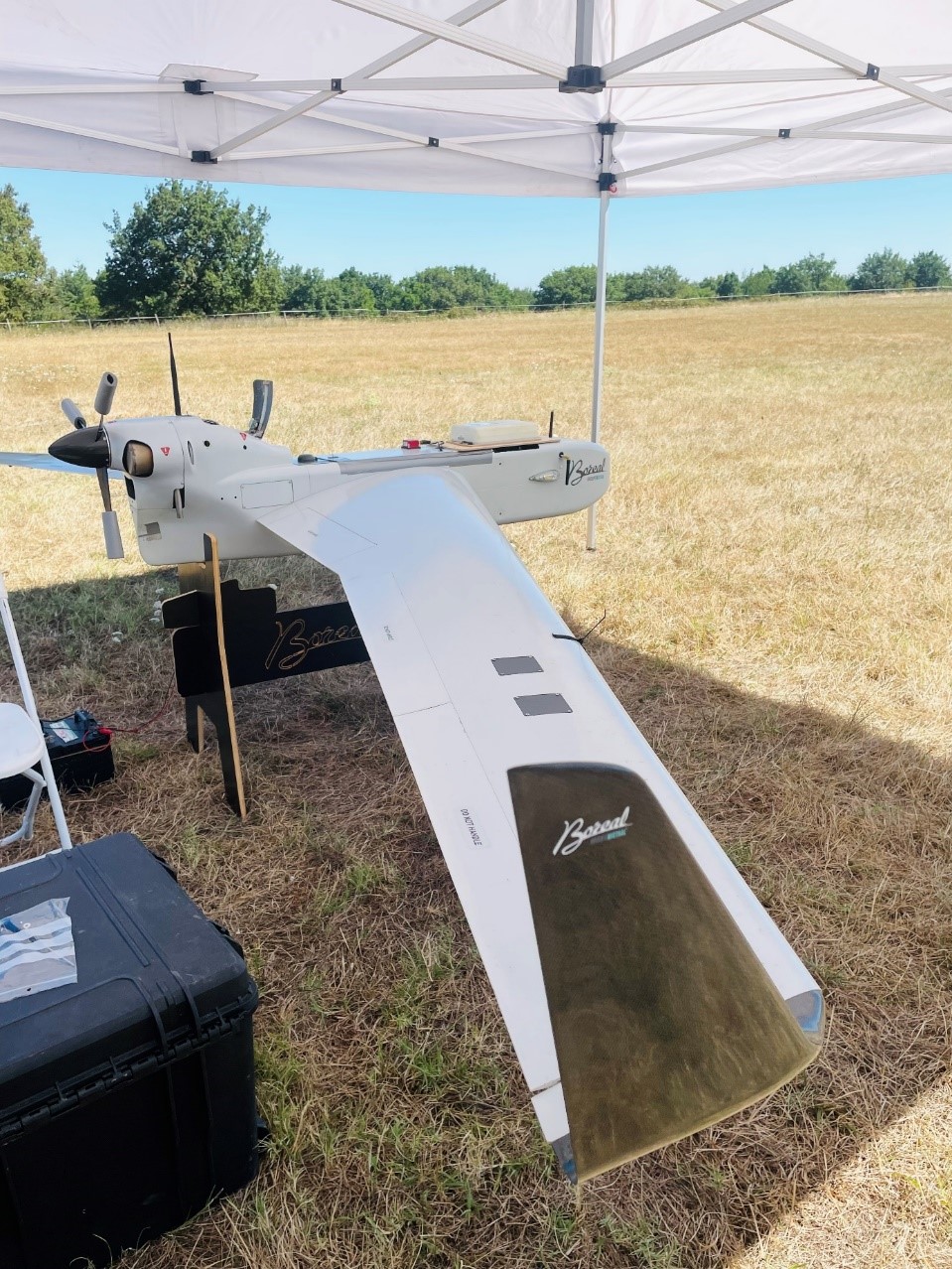 Drone Boreal avec antenne UAV200